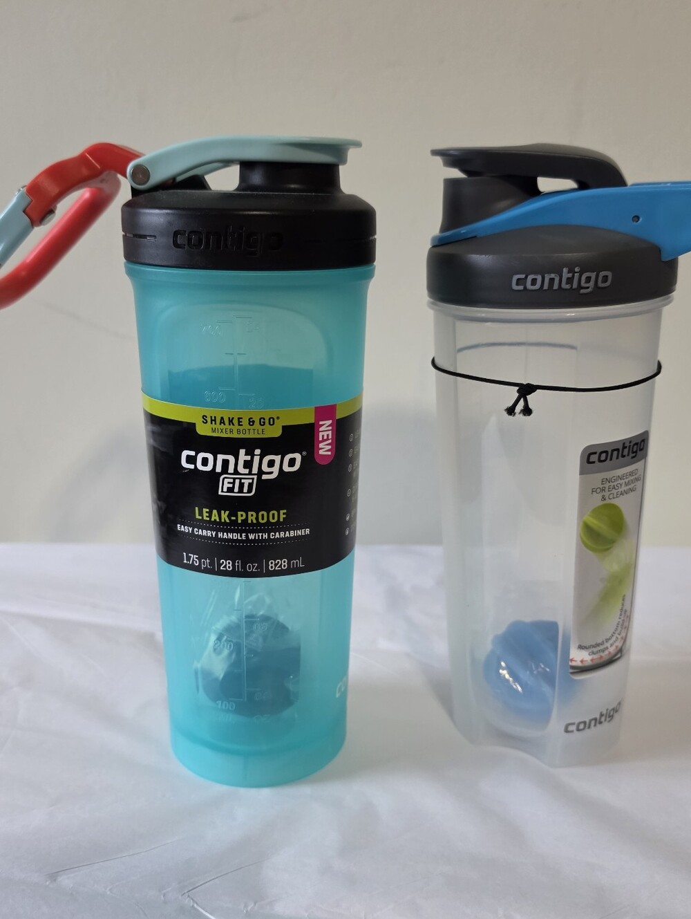 Contigo Shake & Go FIT Lot of 2 Mixer Bottles 28 oz Leak Proof with Shaker Balls